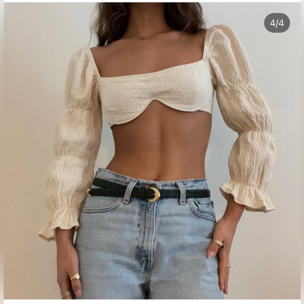 Puff-Sleeve Cropped Top